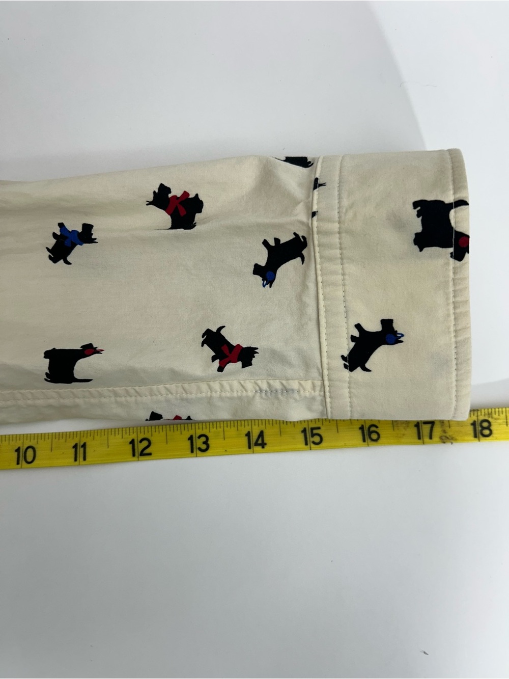 Talbots Woman’s Cream Button-Down Shirt with Red & Blue Scottie Dog Print Size M - Picture 10 of 10